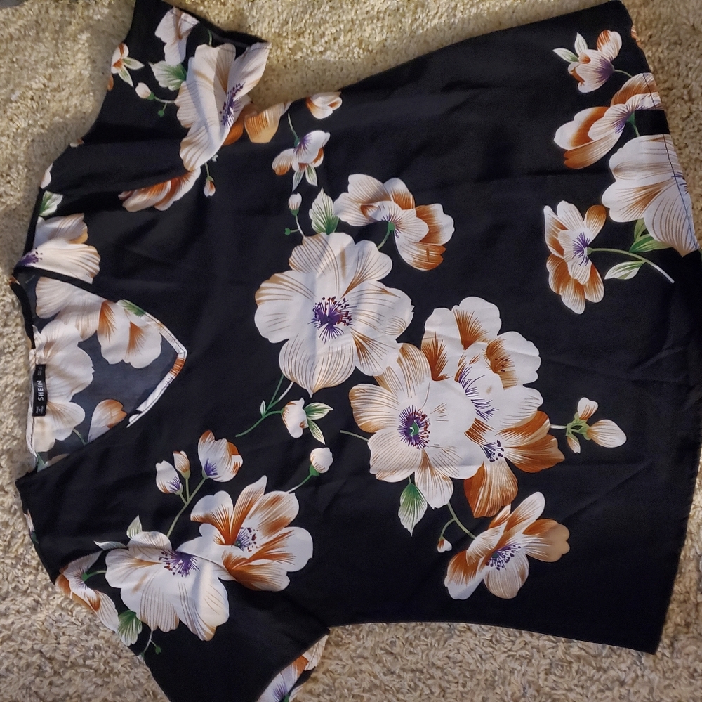 Floral top